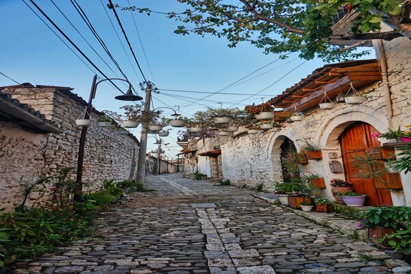 Berat & Gjirokastër
